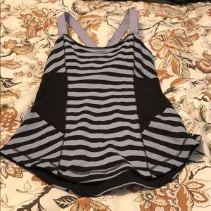 Lululemon yoga top